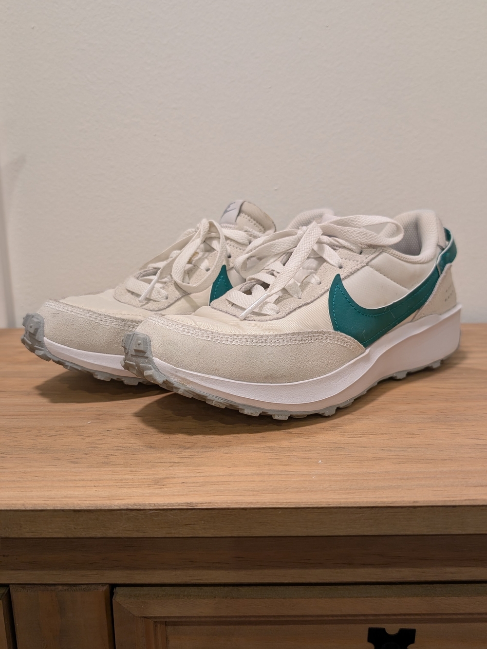 Nike Waffle Debut "Sail/White/Green" Size 7